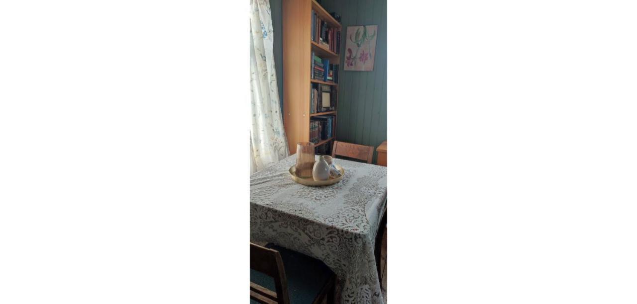 Happy-Cove Guesthouse - By The Sea Bakkafjorthur Extérieur photo